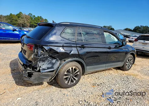 2023 Volkswagen Tiguan S z USA, uszkodzony, nr VIN 3VVRB7AX1PM063607